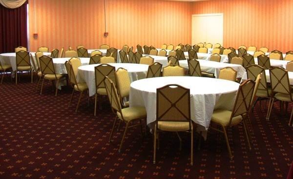 A Victory Inn & Suites - Ann Arbor Facilidades foto